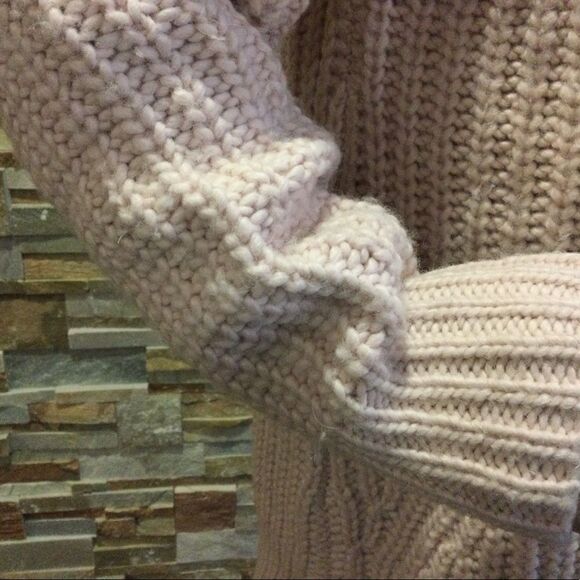 J.CREW  Sweater    - Picture 5 of 7